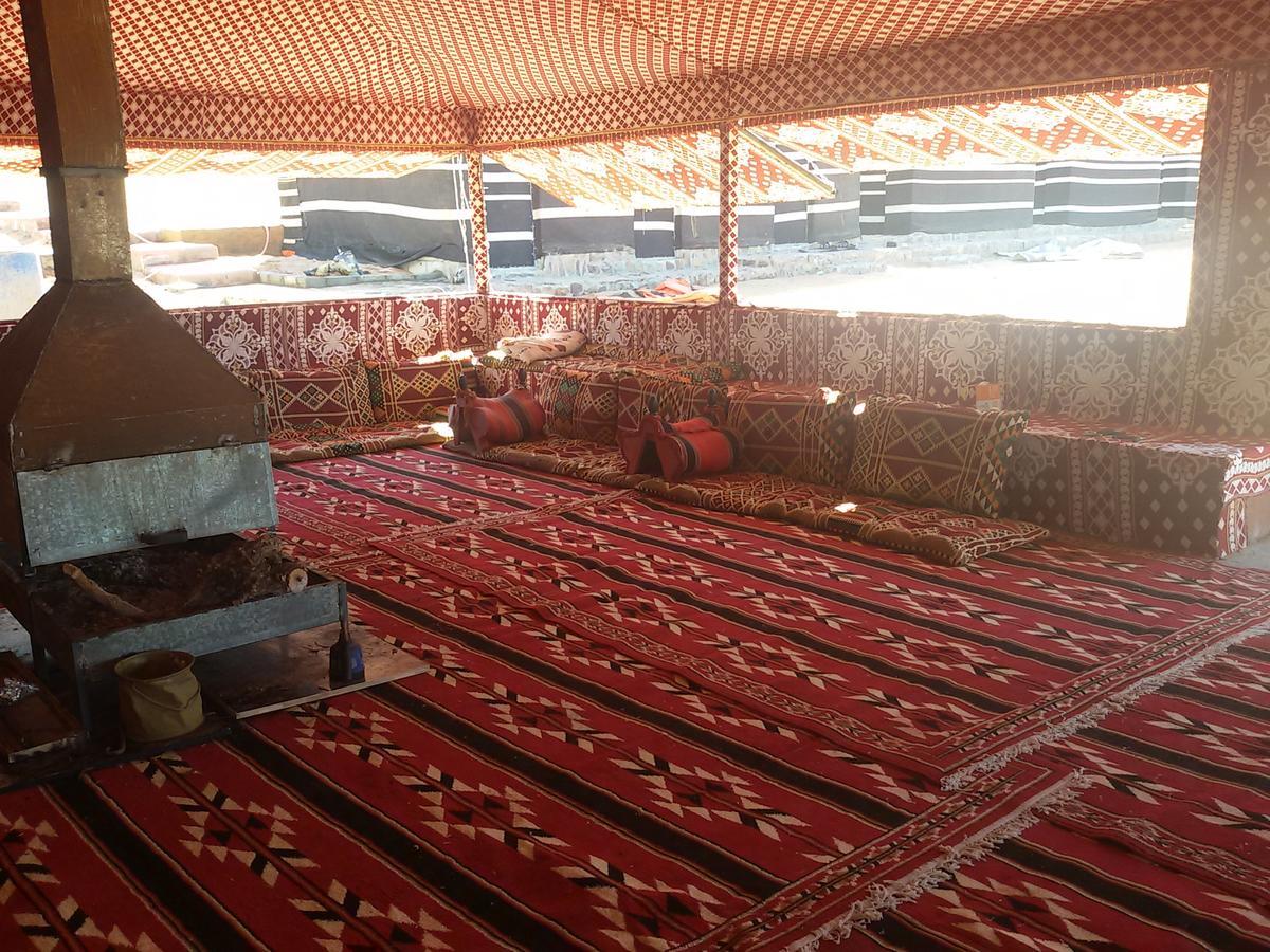 Obeid'S Bedouin Life Camp Hotel Wadi Rum Exterior foto