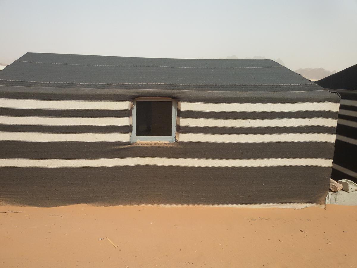 Obeid'S Bedouin Life Camp Hotel Wadi Rum Exterior foto