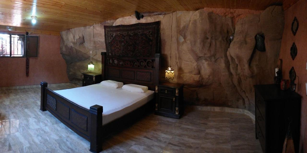 Obeid'S Bedouin Life Camp Hotel Wadi Rum Exterior foto