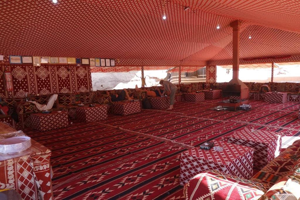 Obeid'S Bedouin Life Camp Hotel Wadi Rum Exterior foto